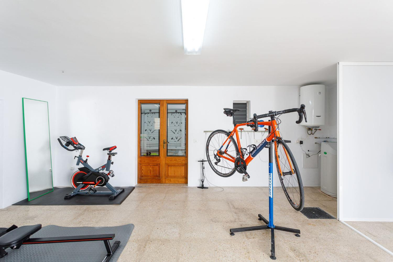 Others 5, Chalet Can Parrago, Baleares