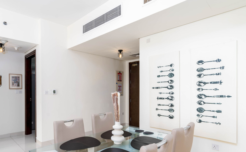 Food & Drinks, Stylish 1 Bedroom in Marina Blue, Abu Dhabi City