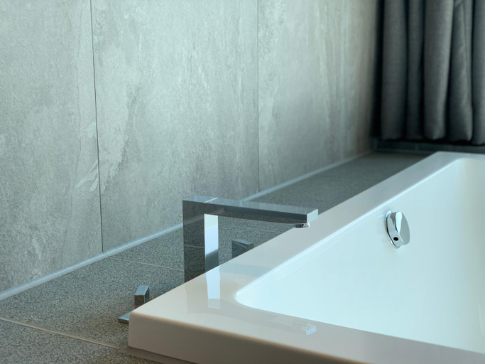 Bathroom 4, Tourist Hotel Sang Sang House, Geoje