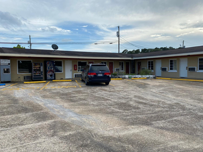 Others 5, Budget Inn, Houston