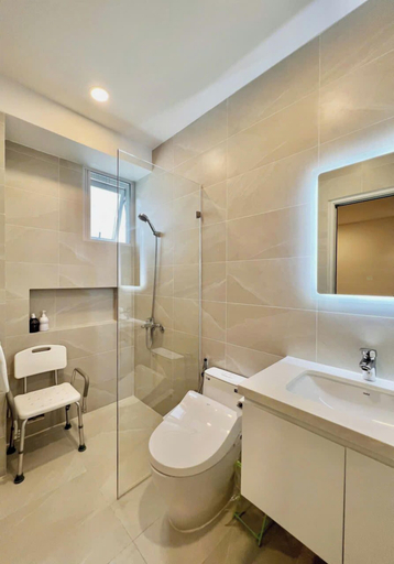 Bathroom 4, C'est La Vie Homestay, District 7