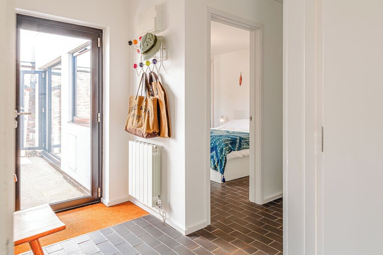 Others 5, Mid-Century Modern Style 1BD with Garden, Gloucestershire