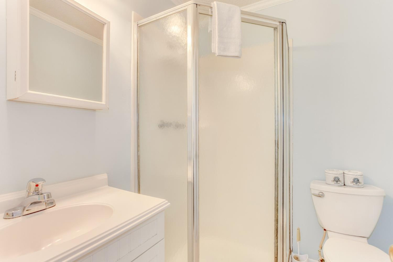 Bathroom 3, Ocean Forest Villas A214, Horry