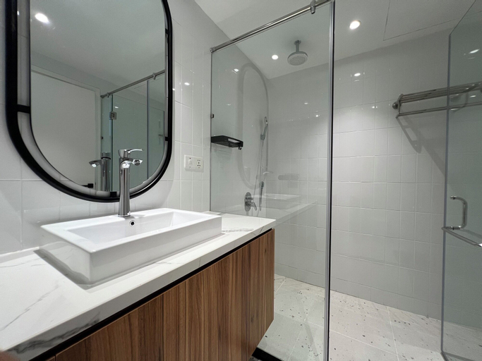 Bathroom 9