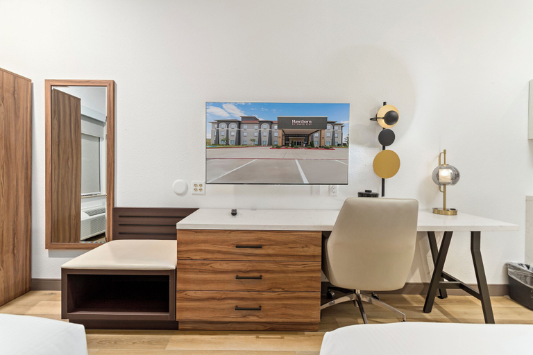 Bedroom 3, Hawthorn Extended Stay by Wyndham Port Arthur, Jefferson