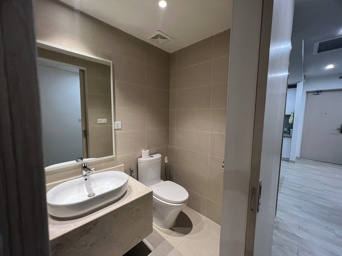 Bathroom 4