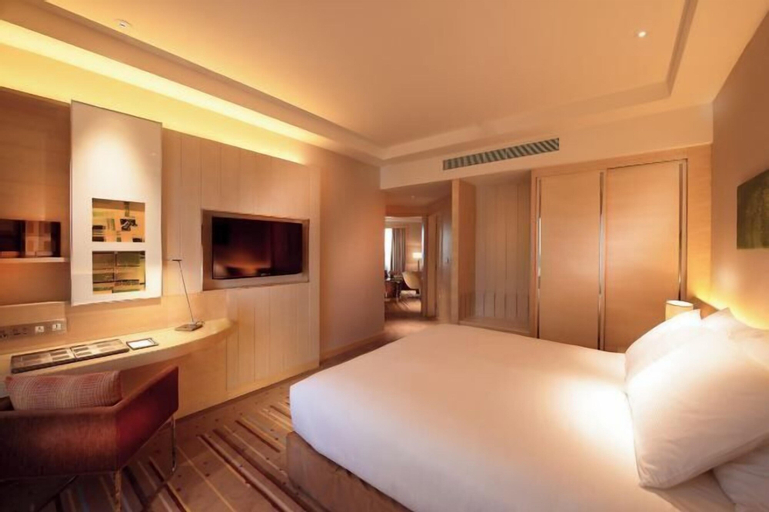 Bedroom 25