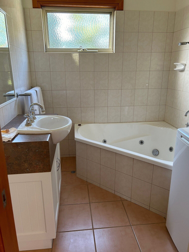 Bathroom 3, Murray River Resort, Murray