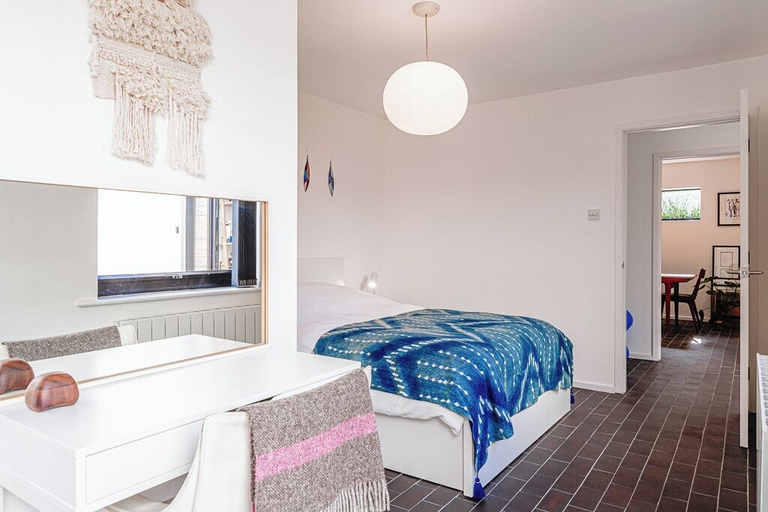 Bedroom 2, Mid-Century Modern Style 1BD with Garden, Gloucestershire