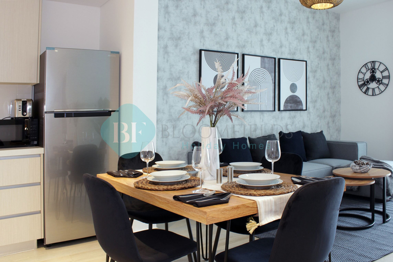 Others 5, Stunning canal view apartment Yas island, Yas Island