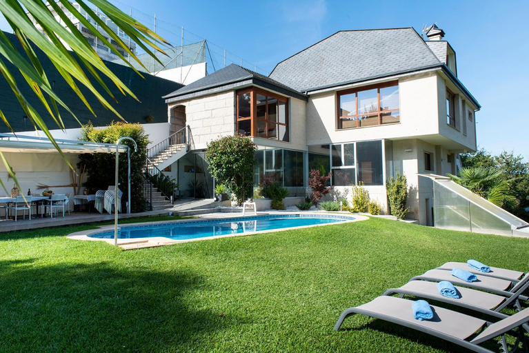 Sport & Beauty 2, Casa El Castanal con Piscina Privada, Pontevedra