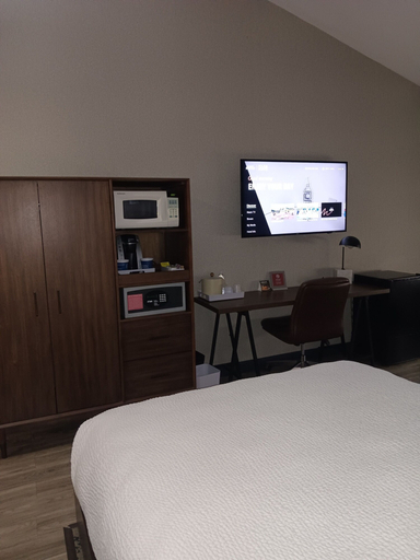 Bedroom 3, Four Points by Sheraton Dallas Arlington Entertainment District, Arlington