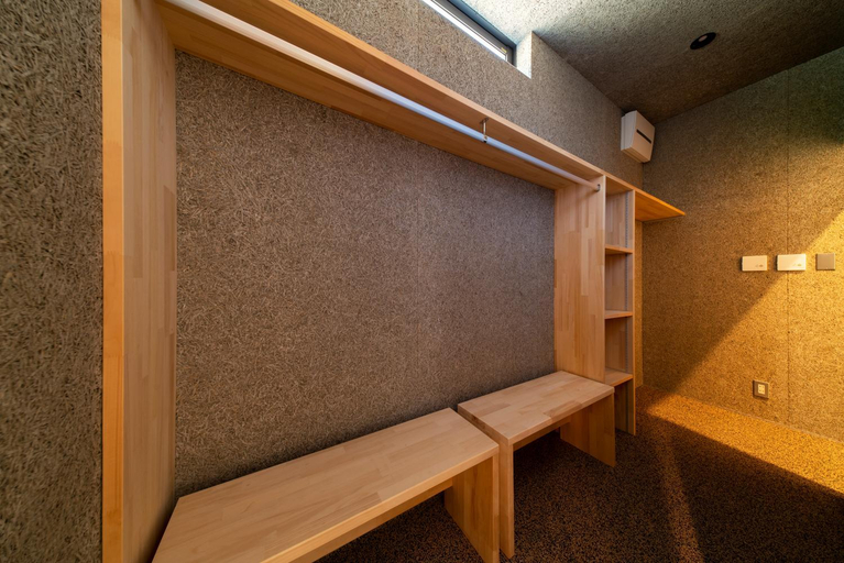 Others 4, Sanzan Chalet by Hakuba White Fox Company, Hakuba