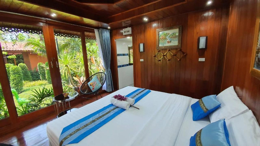 Bedroom 16