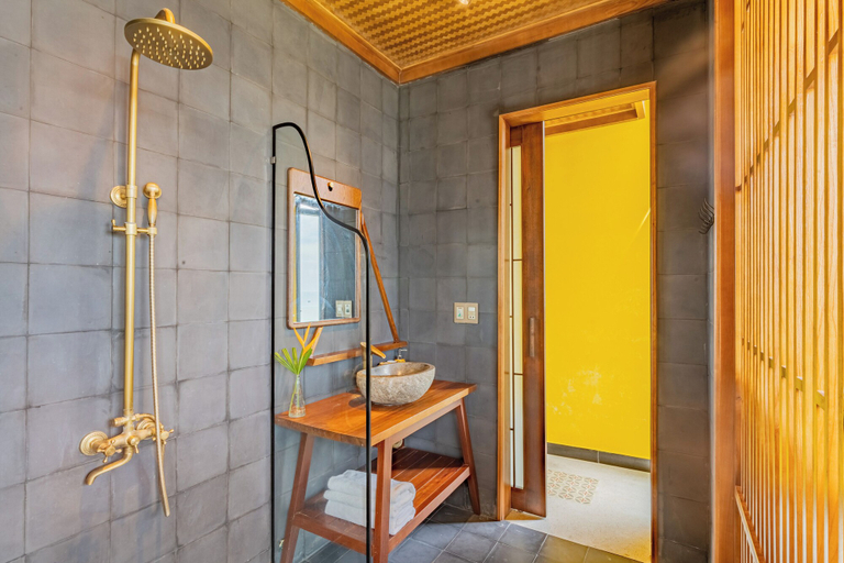 Bathroom 3, May Villa 6BR Oceanview An Bang Beach, Da Nang