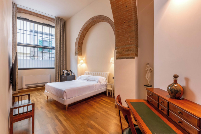 Bedroom 23