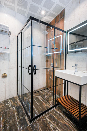 Bathroom 5, Comfort Point Two Hotel, Bakırköy