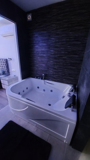 Bathroom 5, Stars lux room, Belgrade