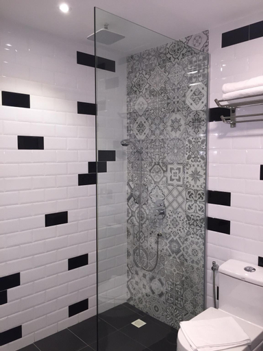 Bathroom 3