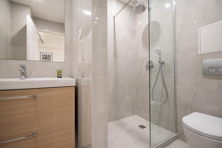 Bathroom 3, MBM - Marais, Paris