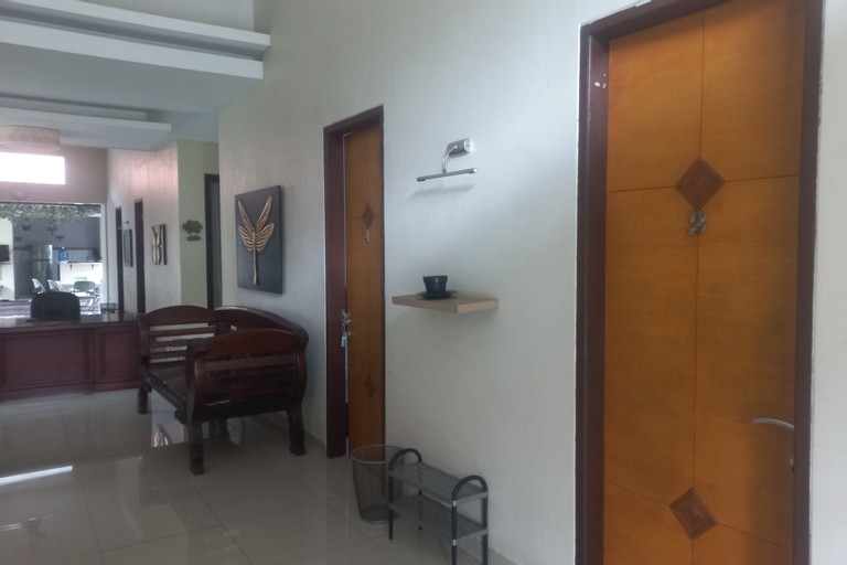 Others 3, Capital O 93872 Natura Guest House Syariah, Banyumas