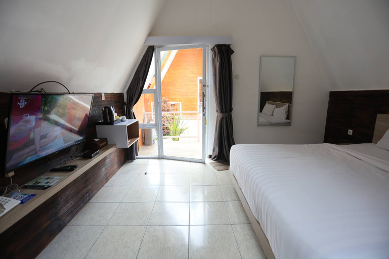 Bedroom 12