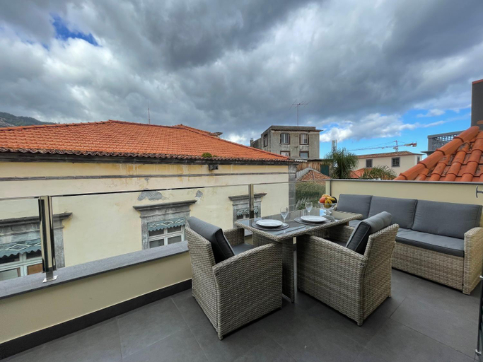 Others 5, Living Funchal Apartments, Funchal