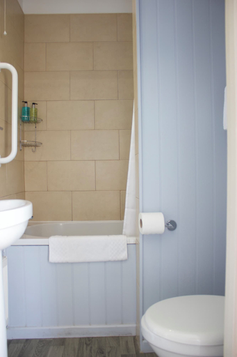 Bathroom 4, Durdle Door Hotel, Dorset