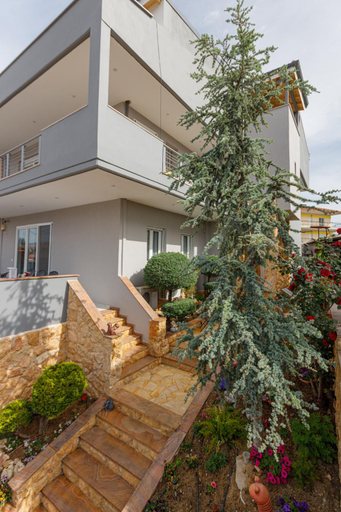 Others 5, Villa Joanna 1, Central Macedonia