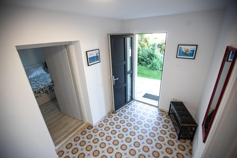 4, Aloha apartments, Koper