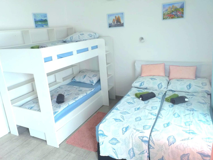 Others 5, Villa Dora ##2, Crikvenica