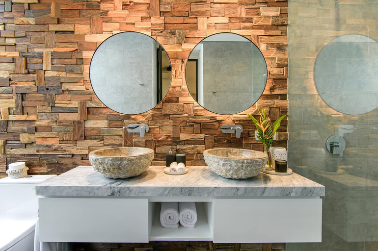Bathroom 3, VILLA SOHO· Luxury & Indulgence - close to FINNS BEACH CLUB, Badung