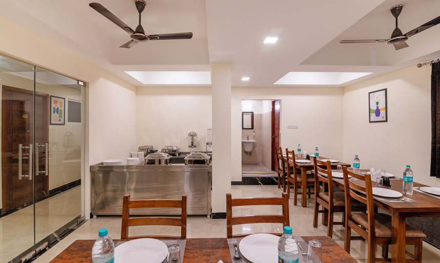 Food & Drinks 5, Treebo Rakshitha, Thiruvallur