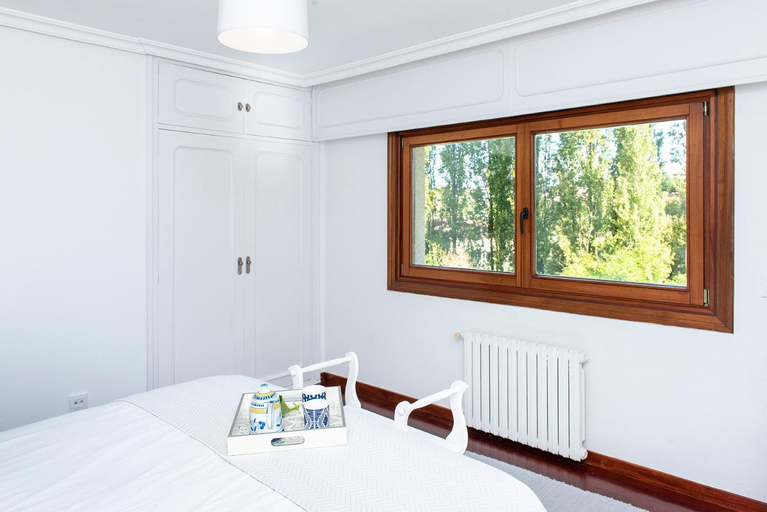 Bedroom 3, Casa El Castanal con Piscina Privada, Pontevedra