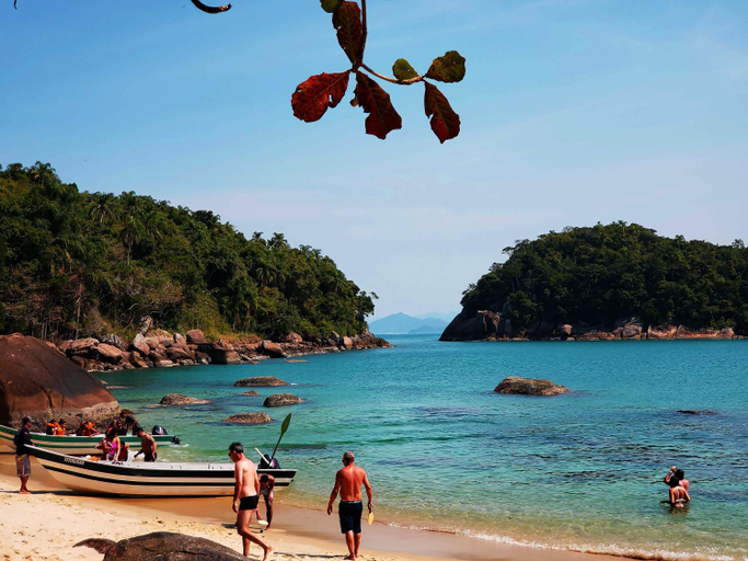 Others 4, Residencial Vitoria "Pe na Areia", Ubatuba