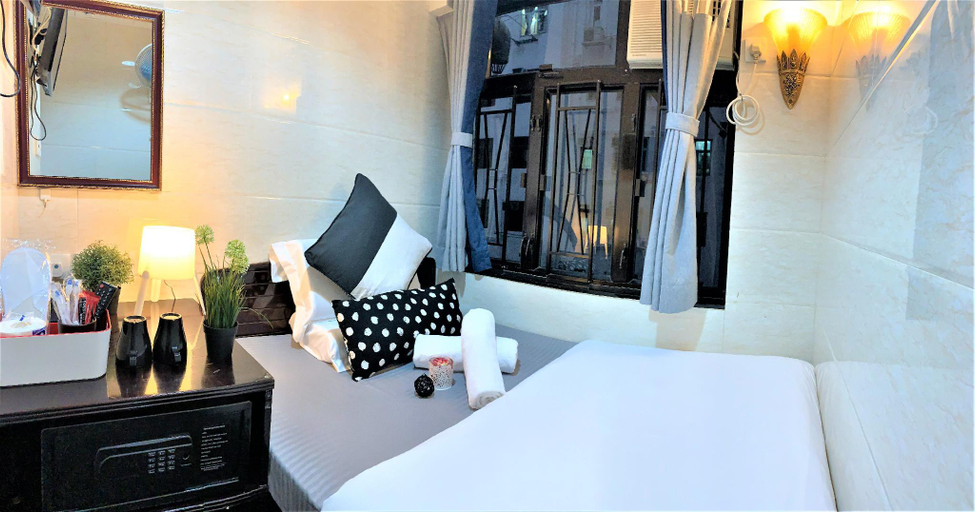 Bedroom 9