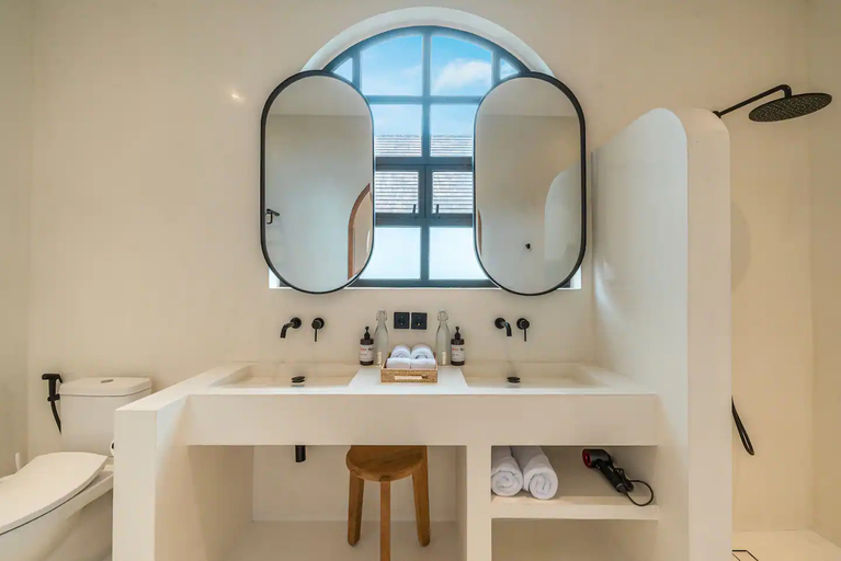 Bathroom 5, Casa Mochi, Badung
