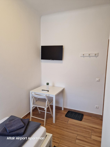 Others 4, Altair Airport Apartman, Gyál