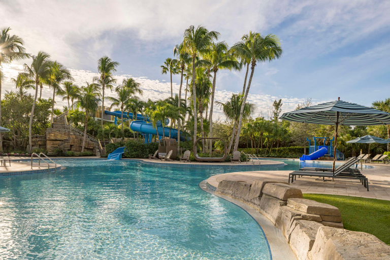Sport & Beauty 2, Hyatt Regency Coconut Point Resort and Spa, Lee