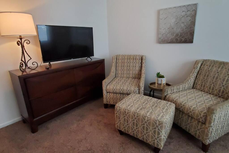Trenton's Apartment on First, Butler