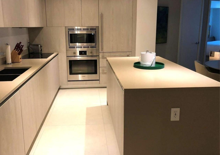 Others 3, Lyfe Resort on Miami Hollywood BeachFront by MRA, Broward