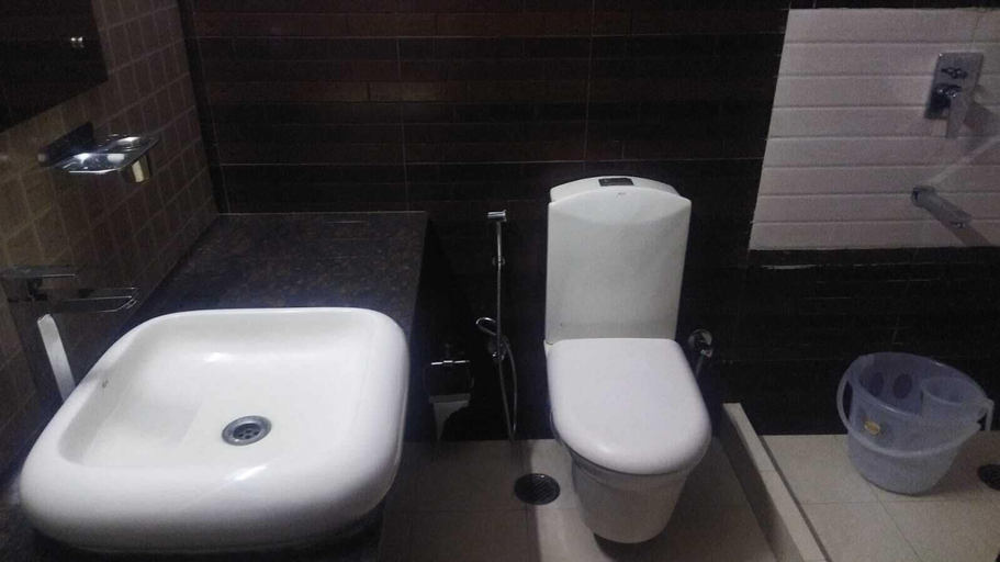 Bathroom, TAVISHA VILLA FILM CITY ROAD, Gautam Buddha Nagar