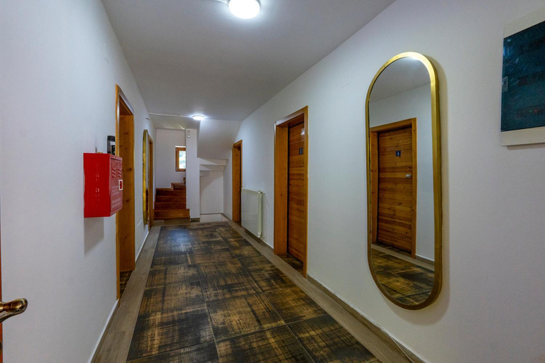 Others 5, Gegest Hotel, Shkodrës