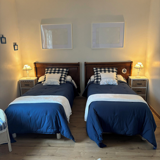 Bedroom 3, Chambres d'hôtes le Tilleul, Vendée