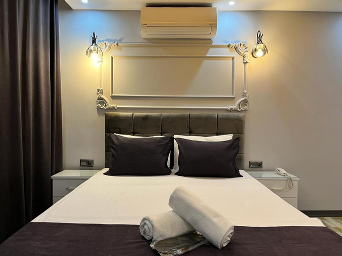Bedroom 2, Cevas Suite Hotel, Küçükçekmece