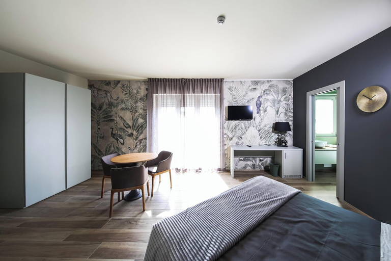 Room 5, Vicolo Malavolta 7 Rooms and Suites, Fermo