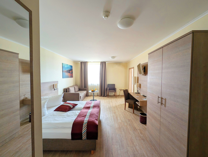 Bedroom 14