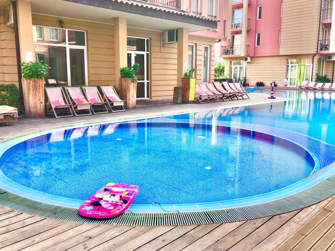 Swimming pool 4, Sunny View Central - Menada Apartments, Nesebar