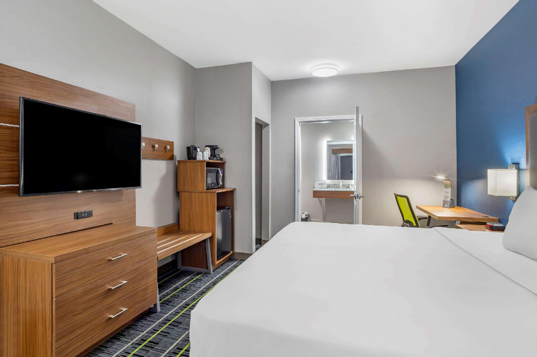 Bedroom 5