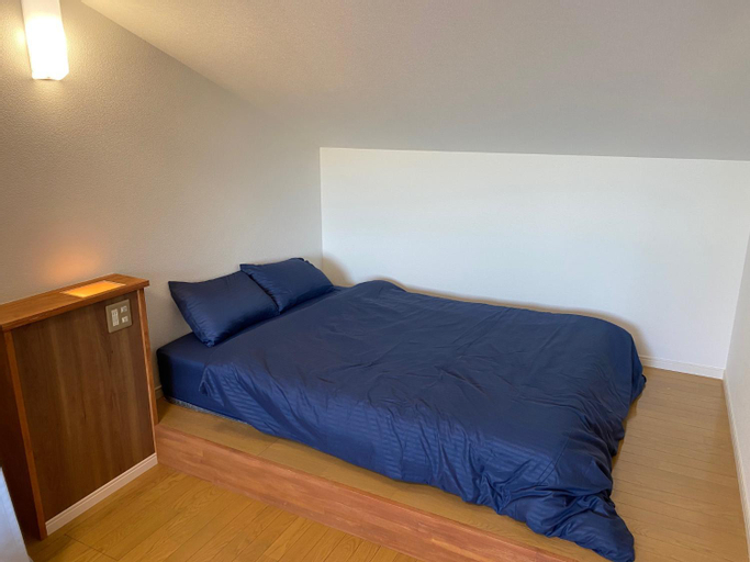 Bedroom 12